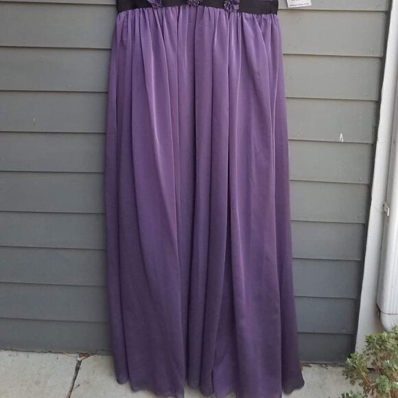 Bari Jay Plum Long Bridesmaid/ MOB Dress - NWT - Picture 5 of 6